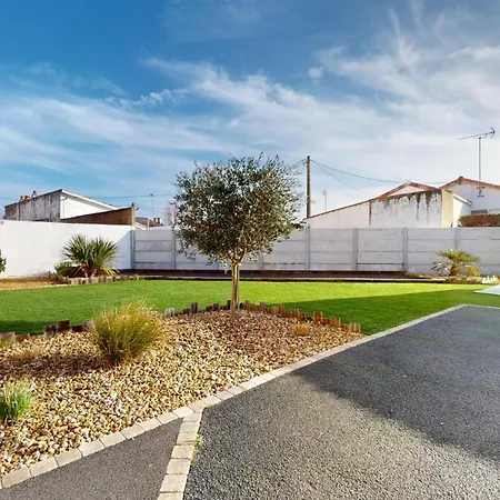 Les Flots Des Demoiselles 아파트